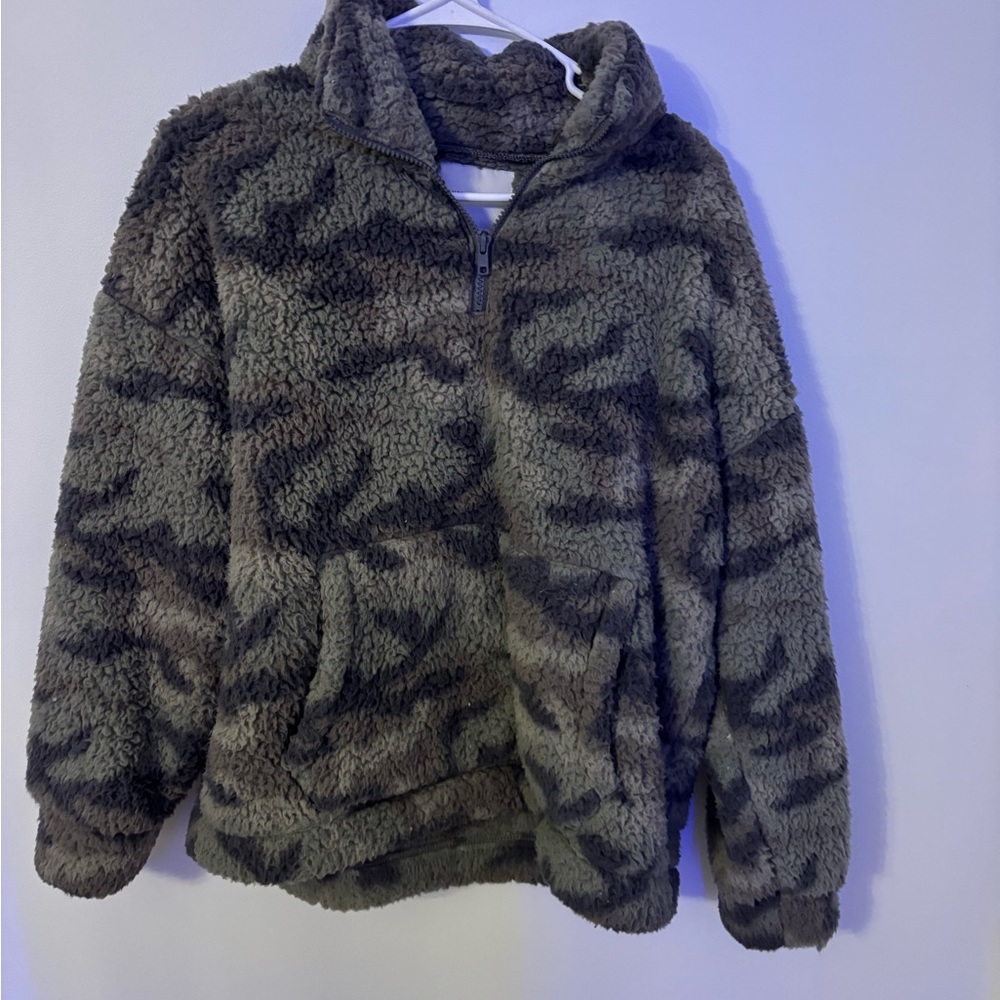 American Eagle Outfitters Green and Brown Fleece Jacket